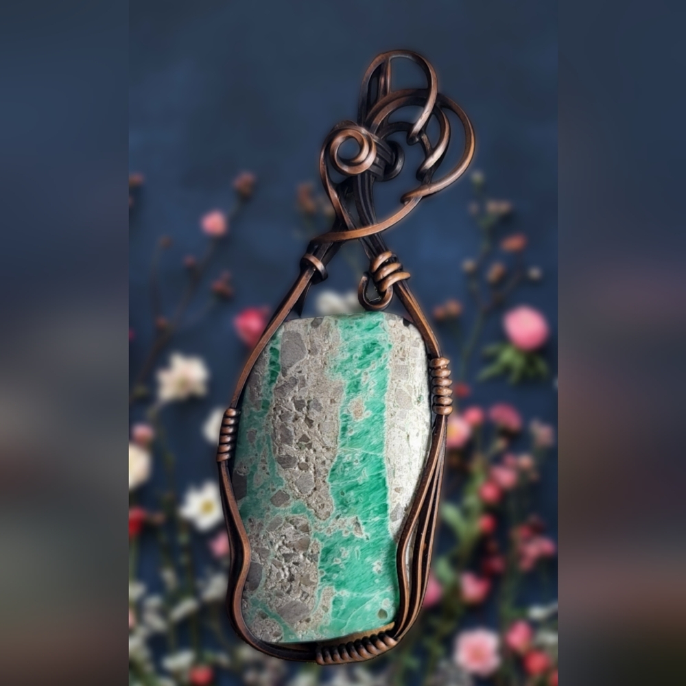 Handcrafted Designer Cabochon Lucin Variscite Pendant